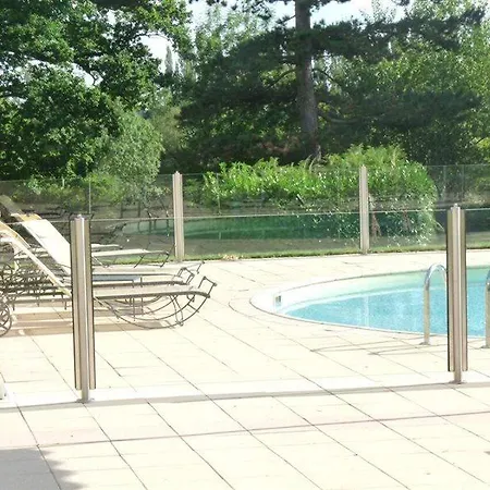 Chateau De La Rapee Rest. La Pommeraie Hotel Cergy